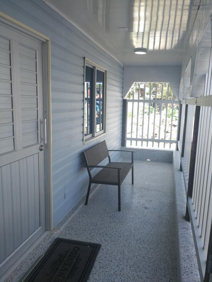 Islander'S Blue House 호텔 San Andrés 외부 사진