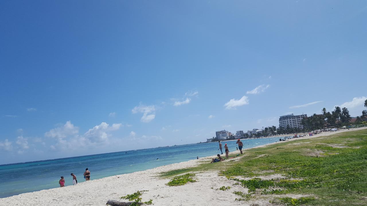 Islander'S Blue House 호텔 San Andrés 외부 사진